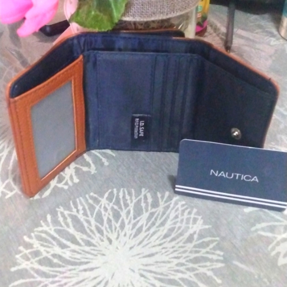 NAUTICA small wallet